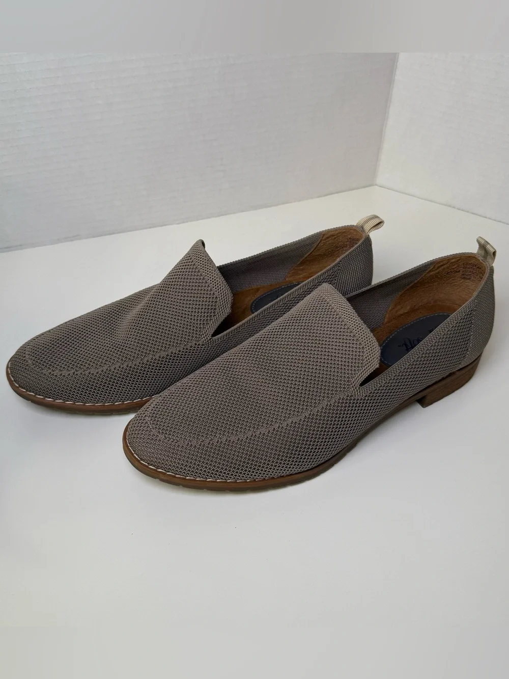 Eurosoft Westly Slip-on Loafers in Mist Grey Women’s Size 9.5M Feminine Boho